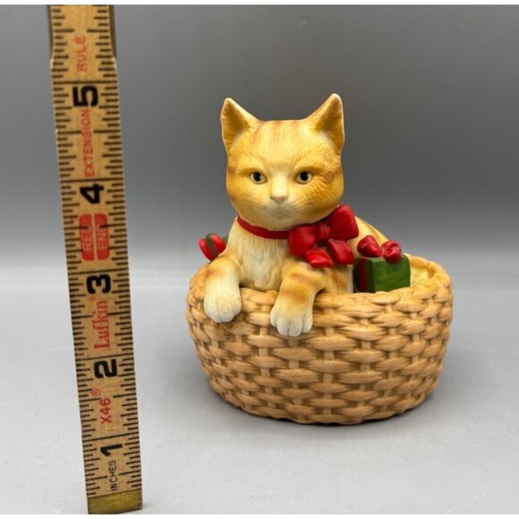 Vtg Schmid Music Box Cat In Basket Music Box Figurine 1983 Gordon Fraser Christm - Picture 2 of 7